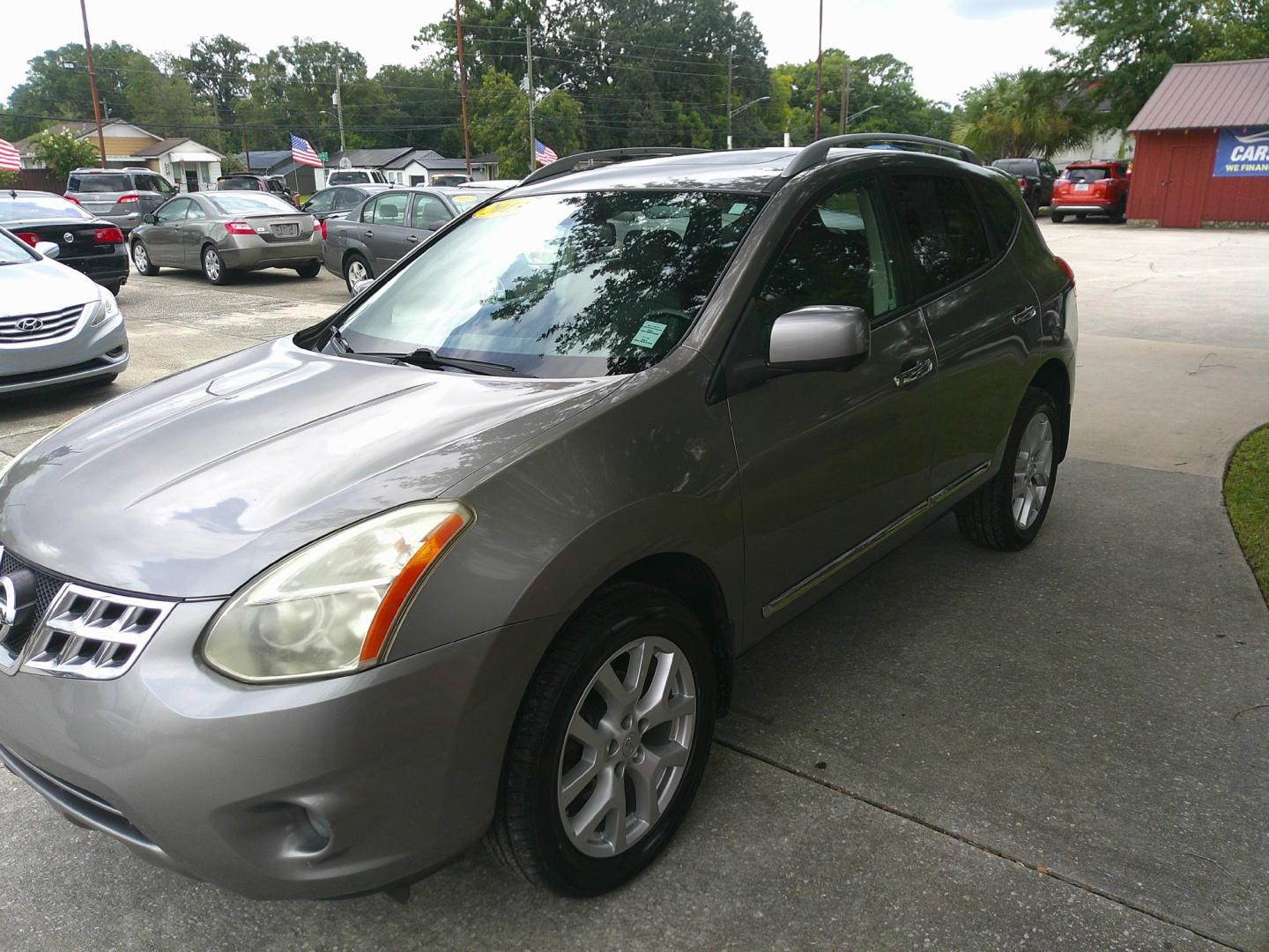 2013 GRAY NISSAN ROGUE S; SL; SV (JN8AS5MT0DW) , located at 1200 Cassat Avenue, Jacksonville, FL, 32205, (904) 695-1885, 30.302404, -81.731033 - Photo#1